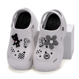 Aesthetic Platform Crocs: Y2K Fashion, Cute Tops, Grunge & Coquette Styles