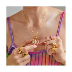 Barbiecore Y2K Necklace: Cute Aesthetic Jewelry for Y2K Fashion Lovers