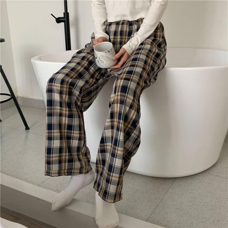 Checkered Y2K Sweatpants with Elasticated Waist for Grunge Aesthetic