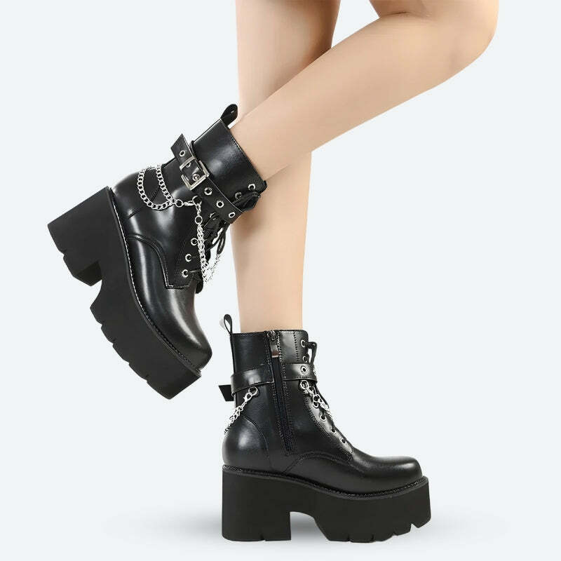 Chunky Boots: Y2K Fashion Essential for Grunge & Coquette Aesthetic