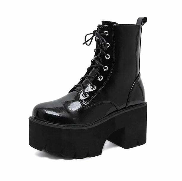 Chunky Platform Boots for Y2K Fashion: Grunge & Coquette Aesthetic