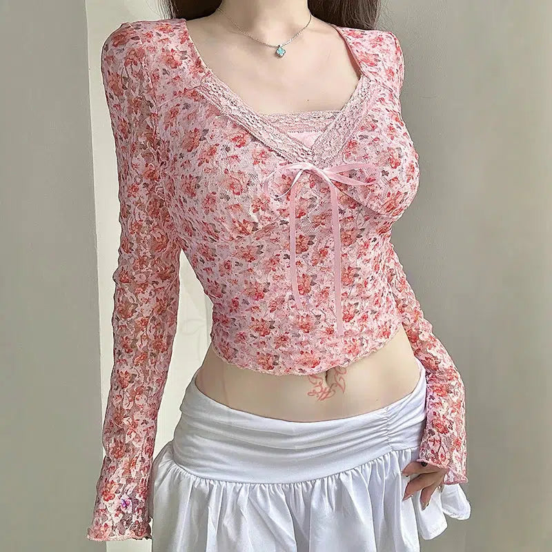 Coquette Floral Top: Y2K Aesthetic Cute Tops for Grunge & Pastel Goth Styles