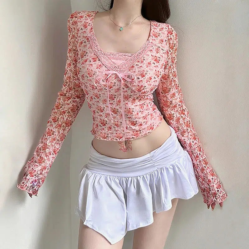 Coquette Floral Top: Y2K Aesthetic Cute Tops for Grunge & Pastel Goth Styles