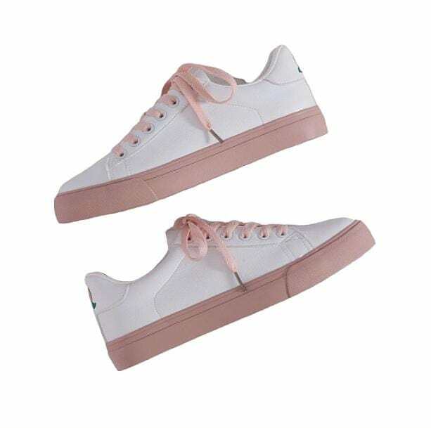 Just Peachy Y2K Sneakers: Cute Tops & Coquette Aesthetic Vibes