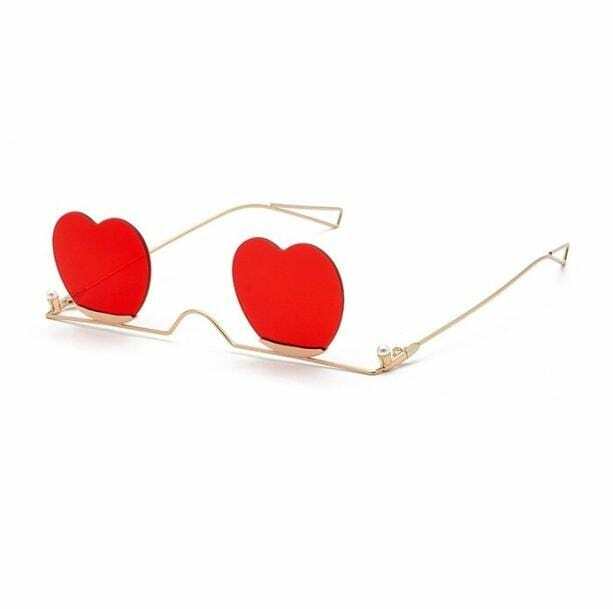 Retro Heart Sunglasses - Y2K Fashion Accessory for Coquette & Grunge Aesthetic