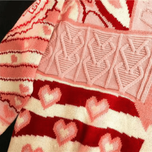 Sweetheart Sweater: Y2K Fashion Essential for Coquette & Grunge Aesthetics