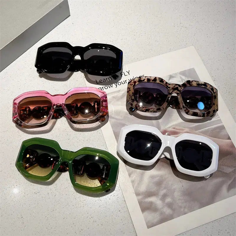 Trendy Oversized Square Sunglasses for Y2K Fashion & Aesthetic Looks