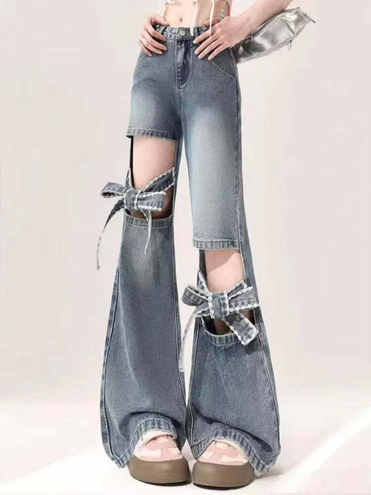 Trendy Y2K Flare Jeans: Embrace Grunge Aesthetic & Coquette Style