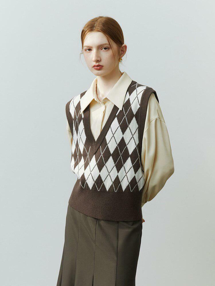 Y2K Aesthetic Argyle Sweater Vest - Cute Tops for Coquette & Grunge Styles