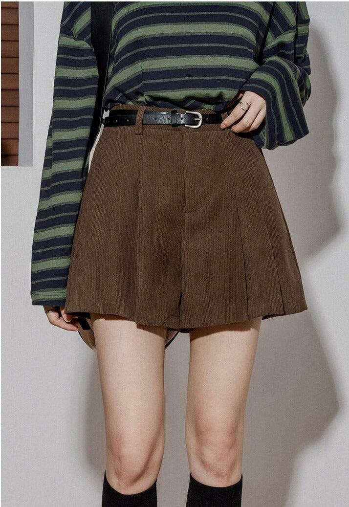 Y2K Aesthetic Dark Academia Corduroy Shorts for Trendy Outfits