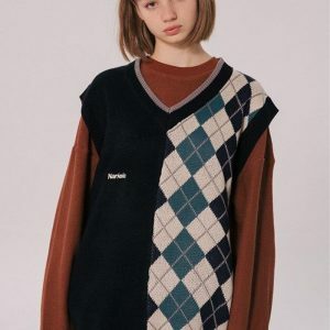 Y2K Dark Academia Argyle Sweater Vest - Grunge Aesthetic Cute Top