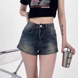 Y2K Grunge Denim Shorts: Cute Tops & Aesthetic Outfits for Every Style