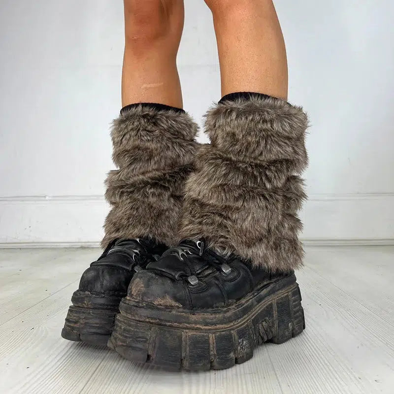 Y2K Grunge Faux Fur Leg Warmers for Cute Outfits & Aesthetic Looks