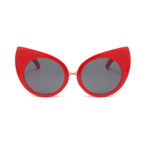 Y2K Oversized Kitty Sunglasses for Coquette & Grunge Aesthetic Looks