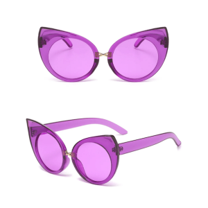 Y2K Oversized Kitty Sunglasses for Coquette & Grunge Aesthetic Looks