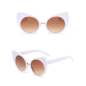 Y2K Oversized Kitty Sunglasses for Coquette & Grunge Aesthetic Looks