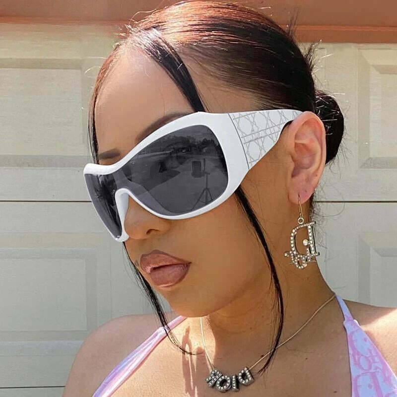 Y2K Oversized Shield Sunglasses for Grunge & Coquette Aesthetic Looks