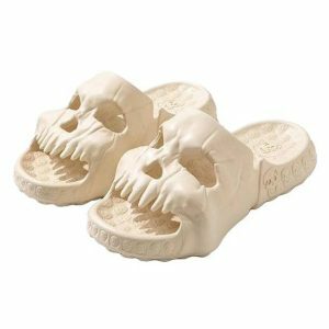 Y2K Skull Slippers: Cute Pastel Goth & Grunge Aesthetic Footwear